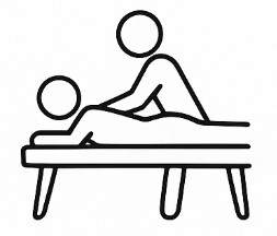 Persona recibiendo un masaje en una camilla.